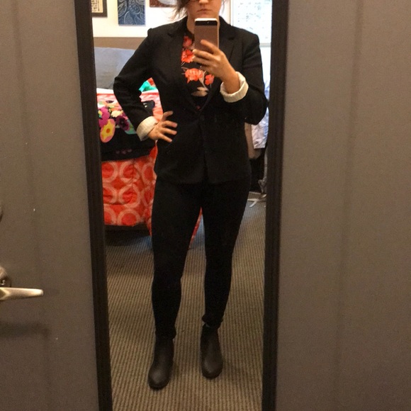 Classic Black Blazer - Picture 2 of 5